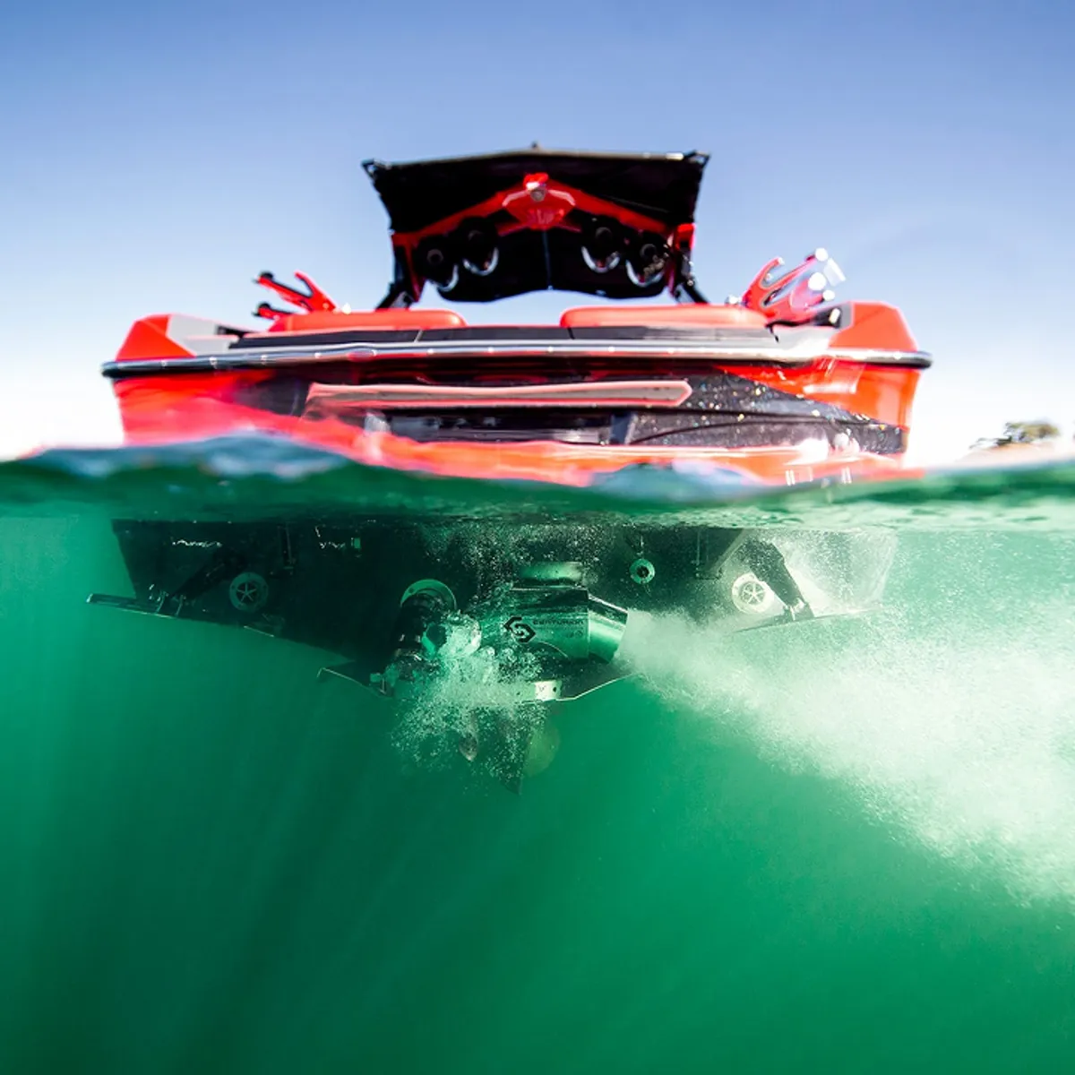 Full-service marine maintenance